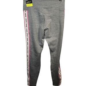 Nike One Tight Fit Training Mid Rise Crop Leggings Athletic Medium Dri-Fit NWT